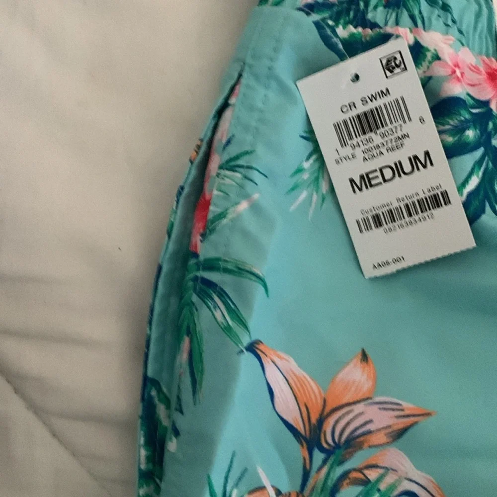 CLUB ROOM Men’s M Swim Trunks floral Hawaiian travel vacation resort cabana